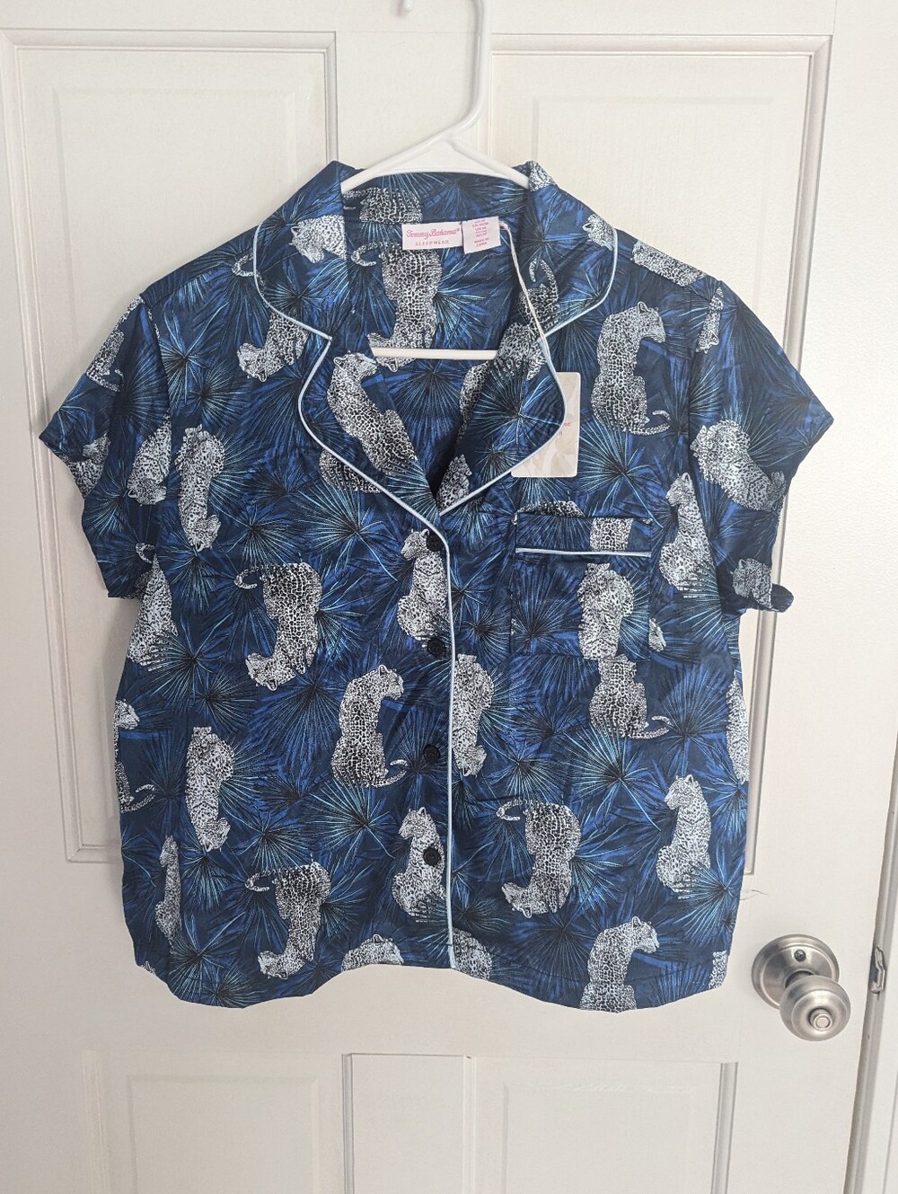 Tommy Bahama Blue and Navy Palm & Leopard Sleep Shirt -Top Size Med